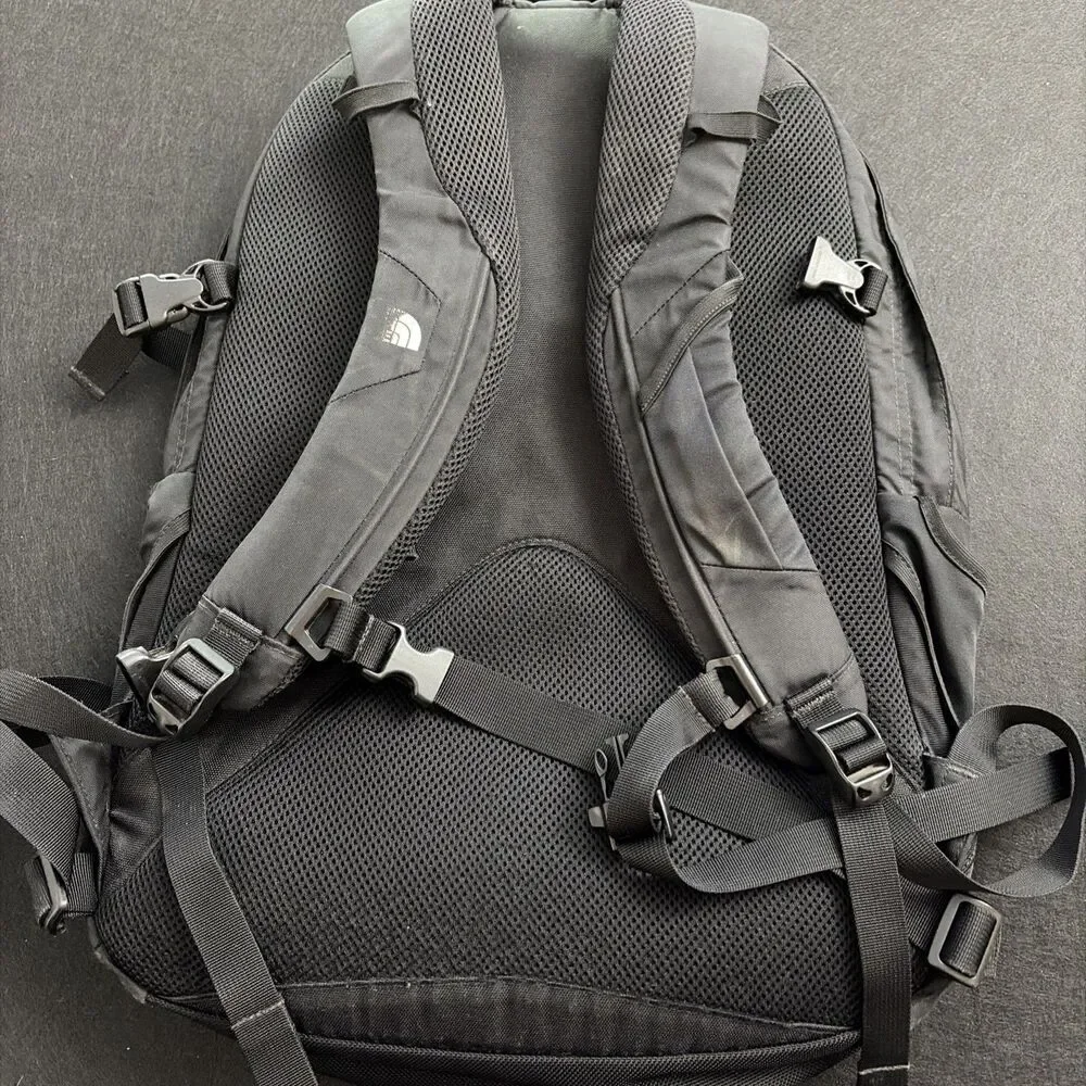 The North Face Amira Multi-Pocket Backpack Black Rare borealis jester school